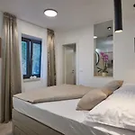Nika With Private Heated Pool Vila Slano