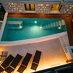 Nika With Private Heated Pool