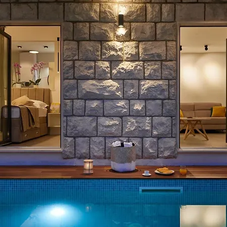 Nika With Private Heated Pool *