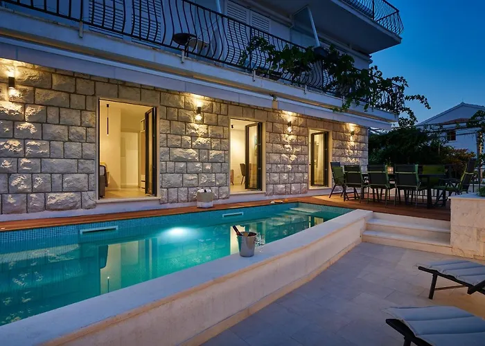 别墅 Nika With Private Heated Pool 斯拉诺