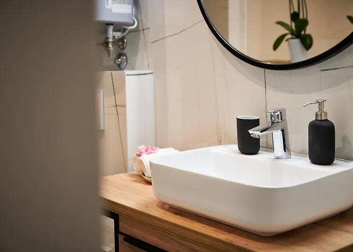 Nika With Private Heated Pool 别墅 *