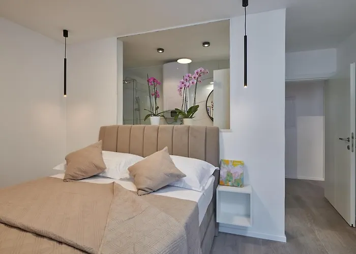 别墅 Nika With Private Heated Pool 斯拉诺